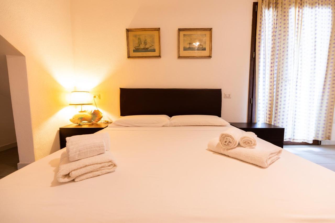 Theo'S Rooms Ольбия Экстерьер фото